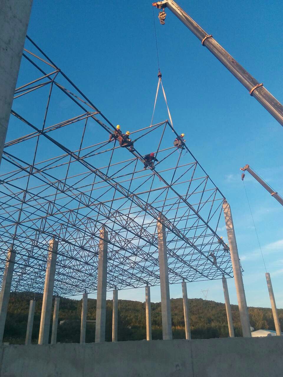 桂平汪清物流园网架